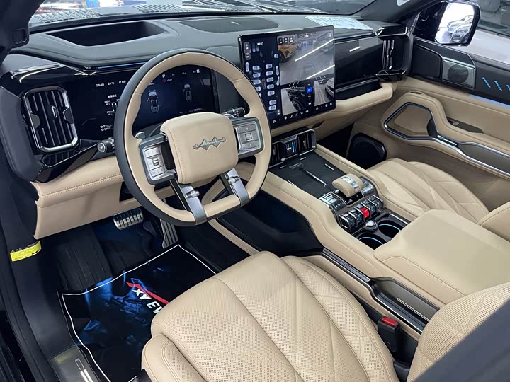 BYD FangChengBao Leopard 8, 2024 — фото 4 из 9
