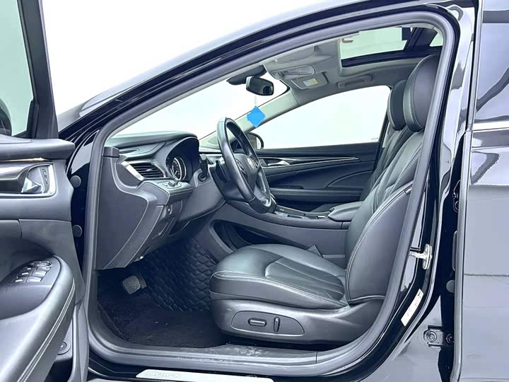Buick LaCrosse, 2022 — фото 7 из 9