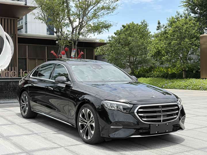 Mercedes-Benz E-Class Hybrid, 2024 — фото 3 из 9