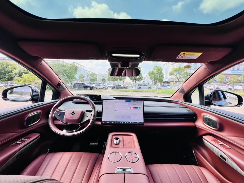 GAC Hyptec HL, 2025 — фото 10 из 12