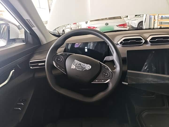Dongfeng Aeolus Sky EV01, 2025 — фото 7 из 9