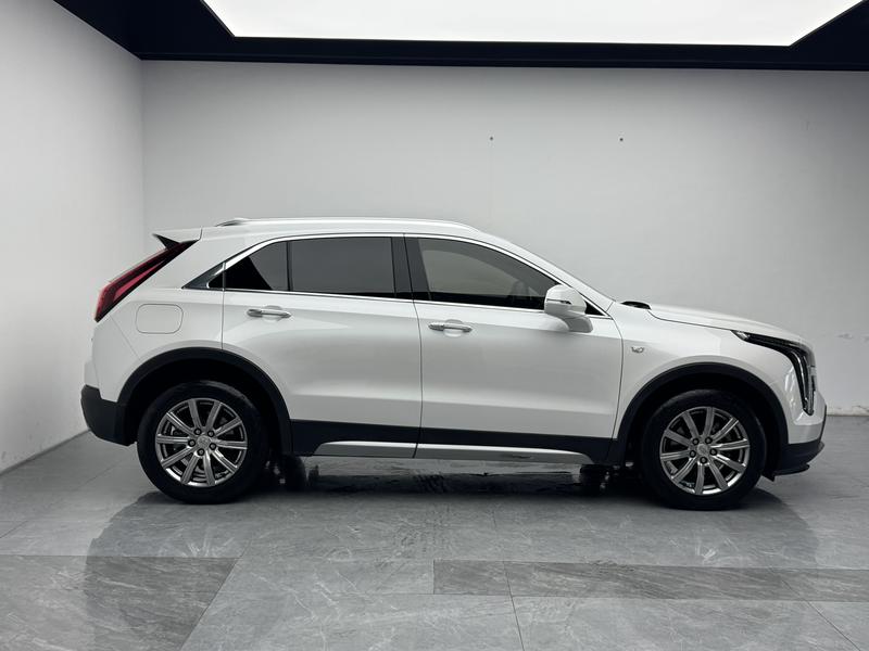 Cadillac XT4, 2022 — фото 8 из 12