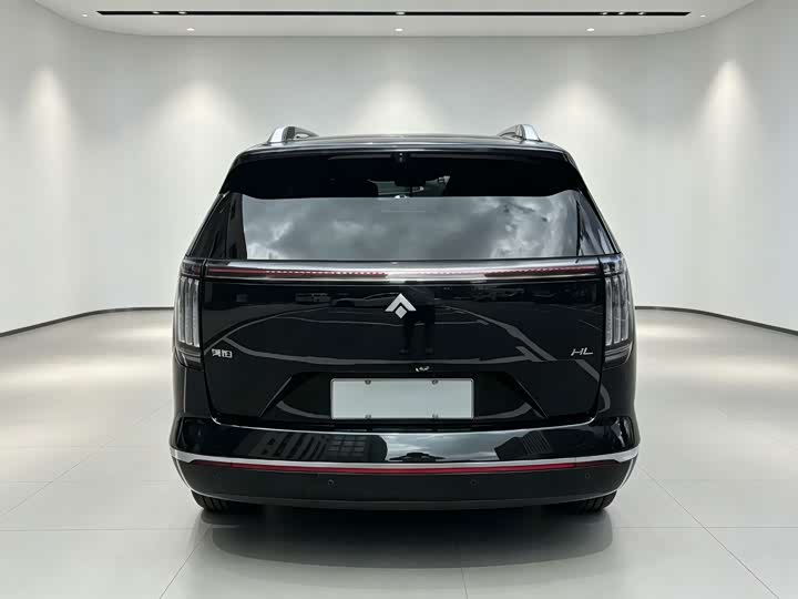 GAC Hyptec HL, 2025 — фото 6 из 9