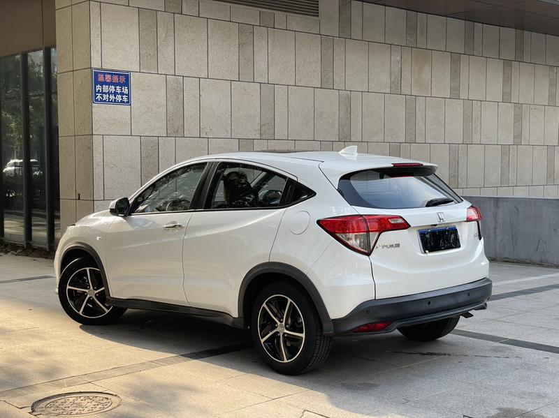 Honda Vezel, 2022 — фото 4 из 10