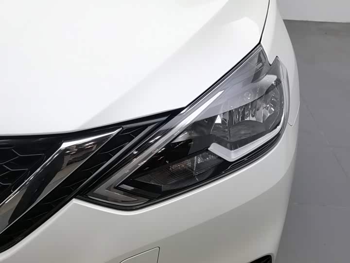 Nissan Sylphy, 2023 — фото 7 из 9