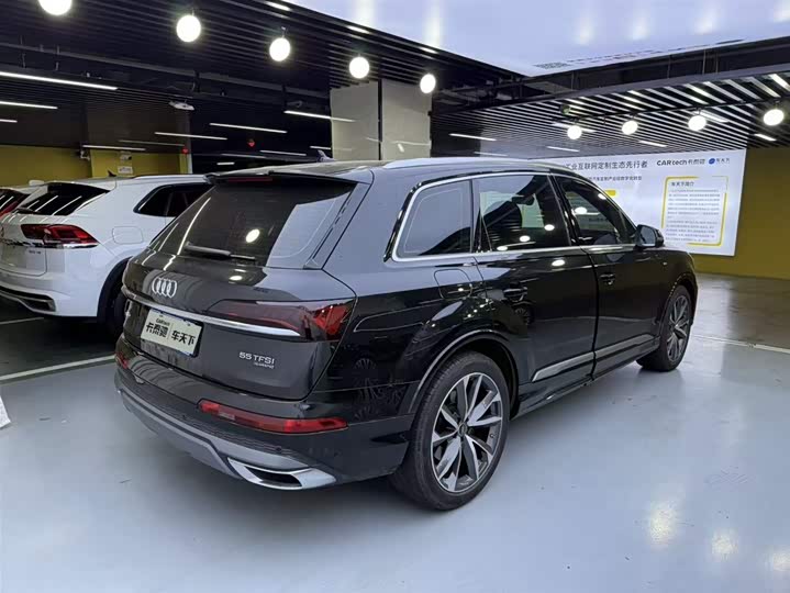 Audi Q7, 2023 — фото 5 из 9