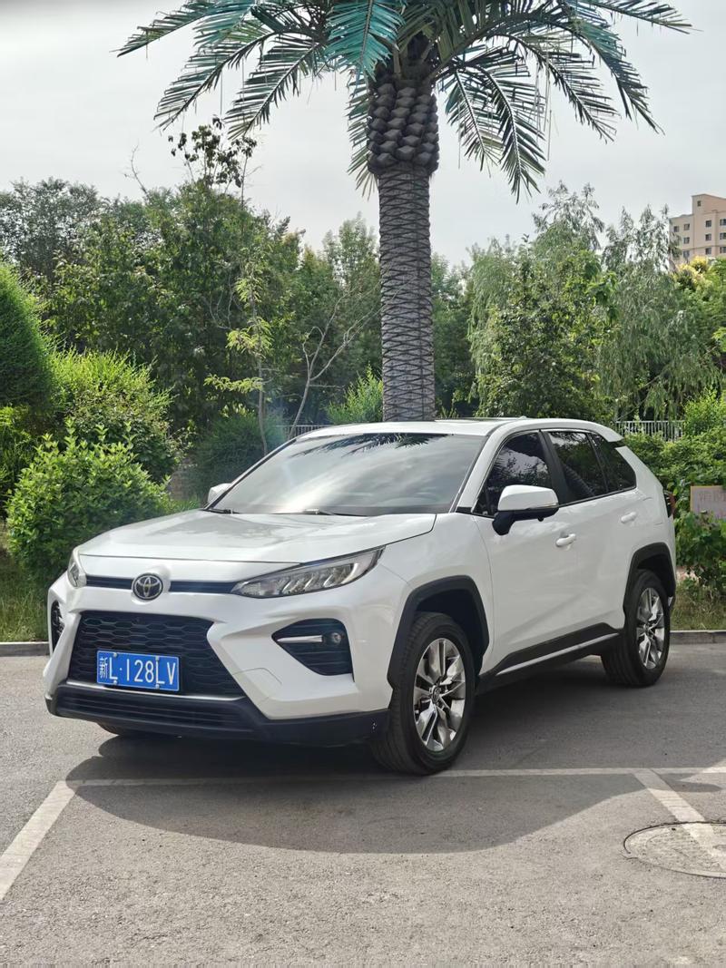 Toyota Wildlander, 2022 — купить в Казани под ключ