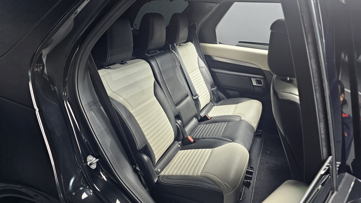 Land Rover Discovery, 2022 — фото 11 из 12