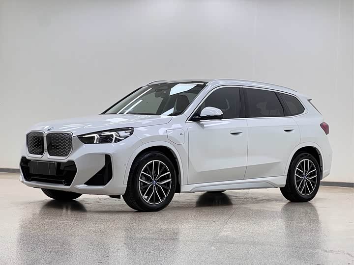 BMW iX1, 2024 — купить в Саранске под ключ