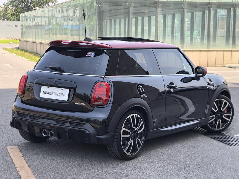 Mini Mini JCW, 2022 — фото 5 из 12