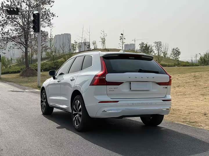 Volvo XC60, 2024 — фото 9 из 9
