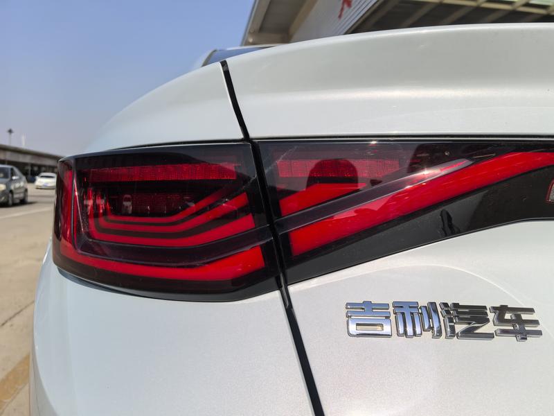 Geely Emgrand L Hi·P Hybrid, 2023 — фото 6 из 12