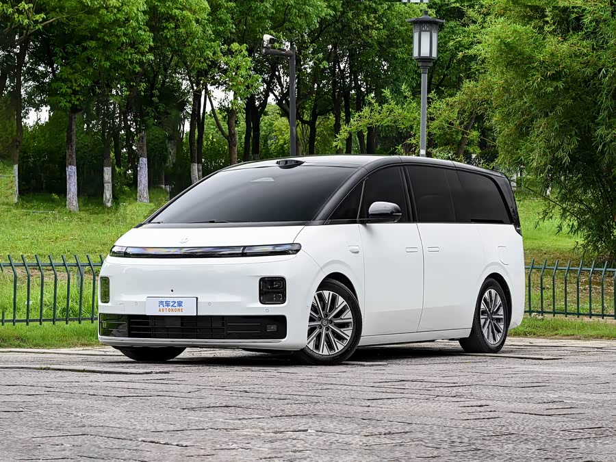 Leapmotor D99, 2026 — купить в Чебоксарах под ключ
