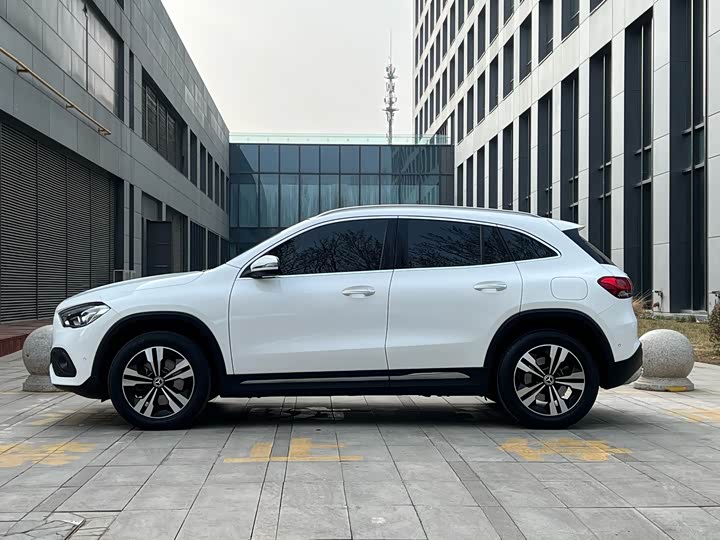 Mercedes-Benz GLA-Class, 2022 — фото 7 из 9