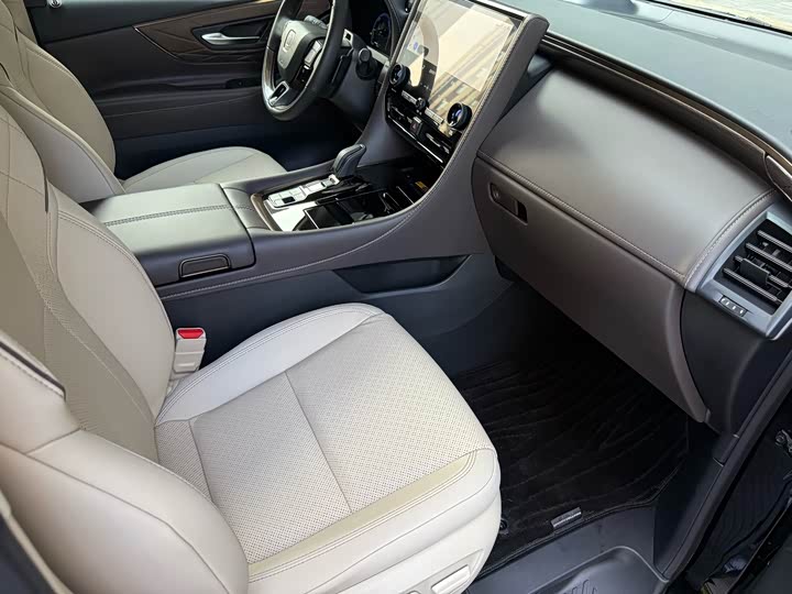 Toyota Vellfire, 2024 — фото 9 из 9