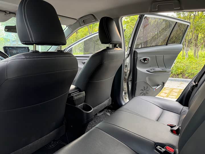 Toyota Yaris L Hatchback, 2022 — фото 9 из 9