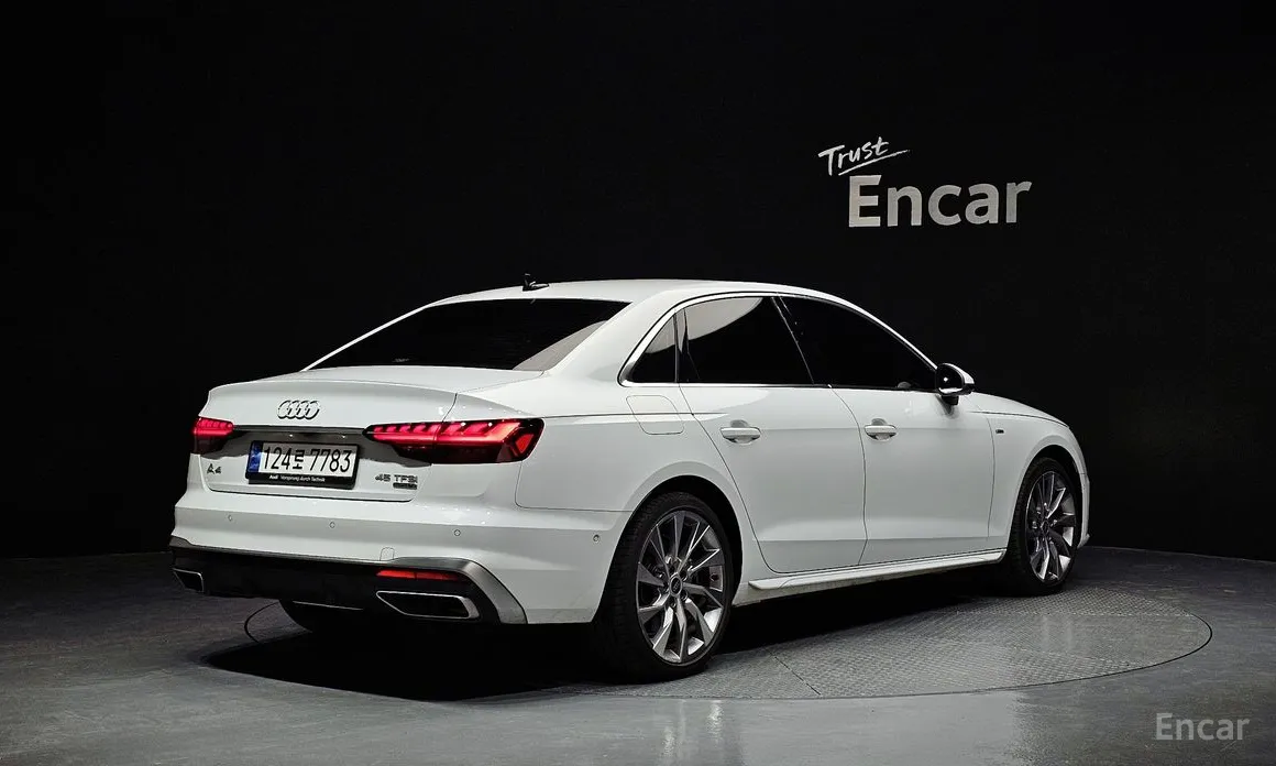 Audi A4, 2023 — фото 2 из 12