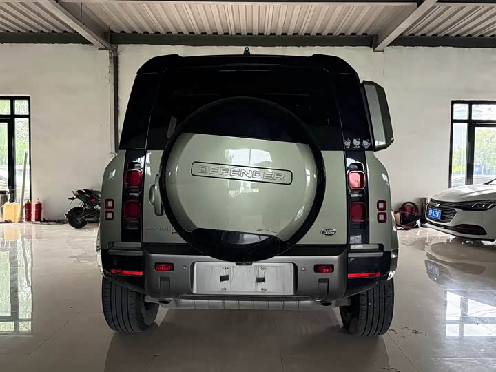 Land Rover Defender, 2023 — фото 9 из 9