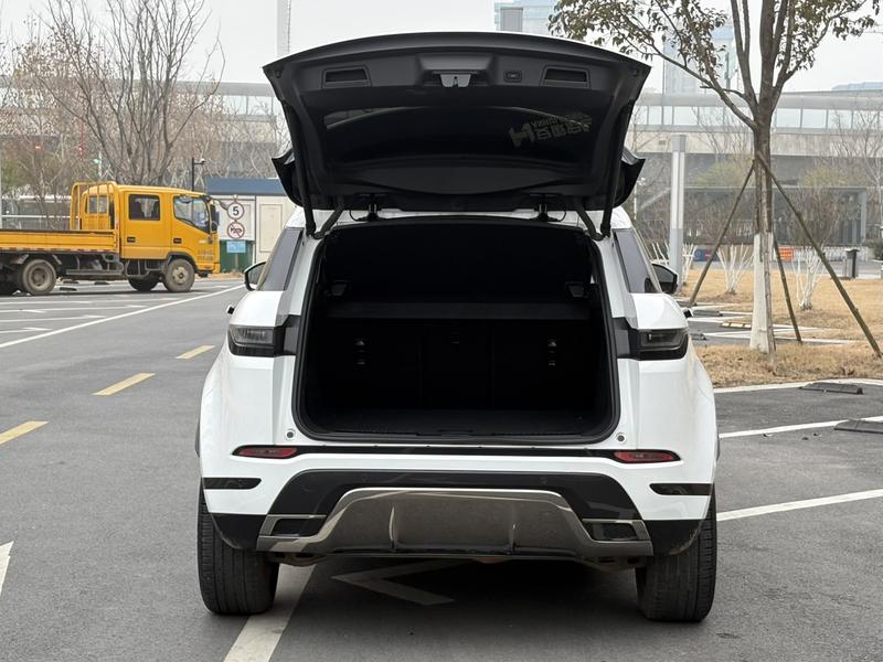 Land Rover Range Rover Evoque L, 2022 — фото 12 из 12