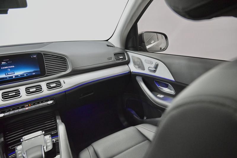 Mercedes-Benz GLE-Class, 2023 — фото 12 из 12