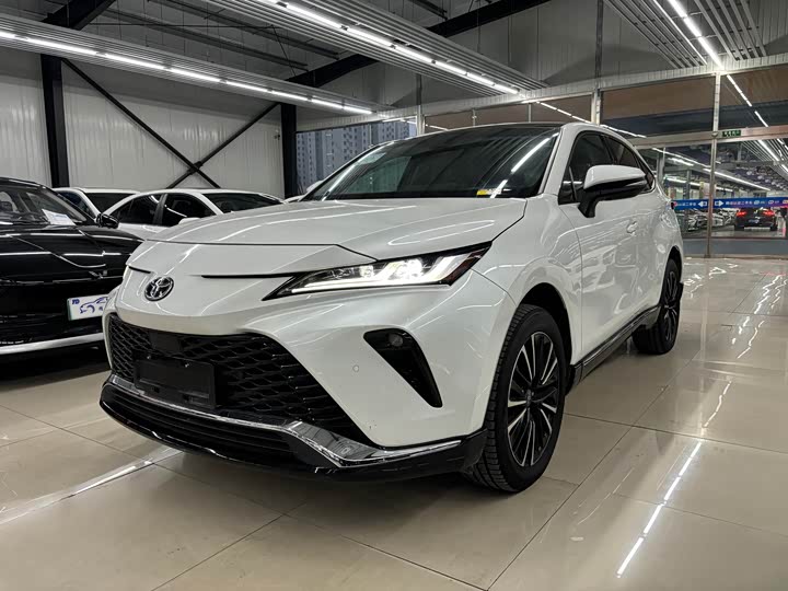 Toyota Venza, 2023 — купить в Перми под ключ