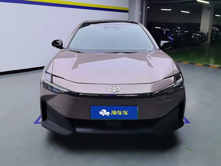 Toyota bZ3, 2023 — фото 2 из 9