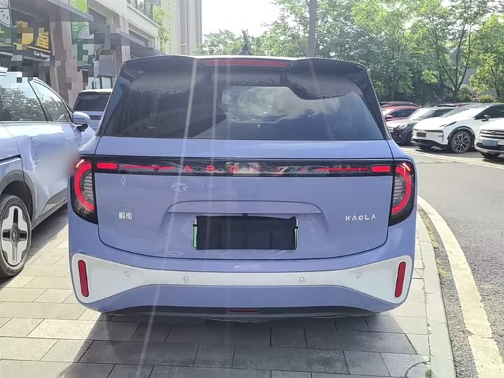 BAIC Arcfox Kaola, 2023 — фото 6 из 9