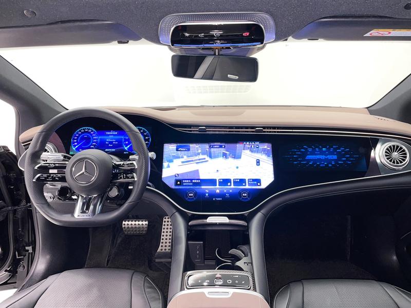 Mercedes-Benz EQS AMG, 2022 — фото 10 из 12