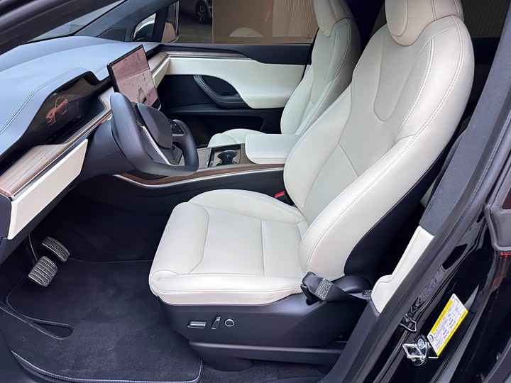 Tesla Model X, 2023 — фото 5 из 9