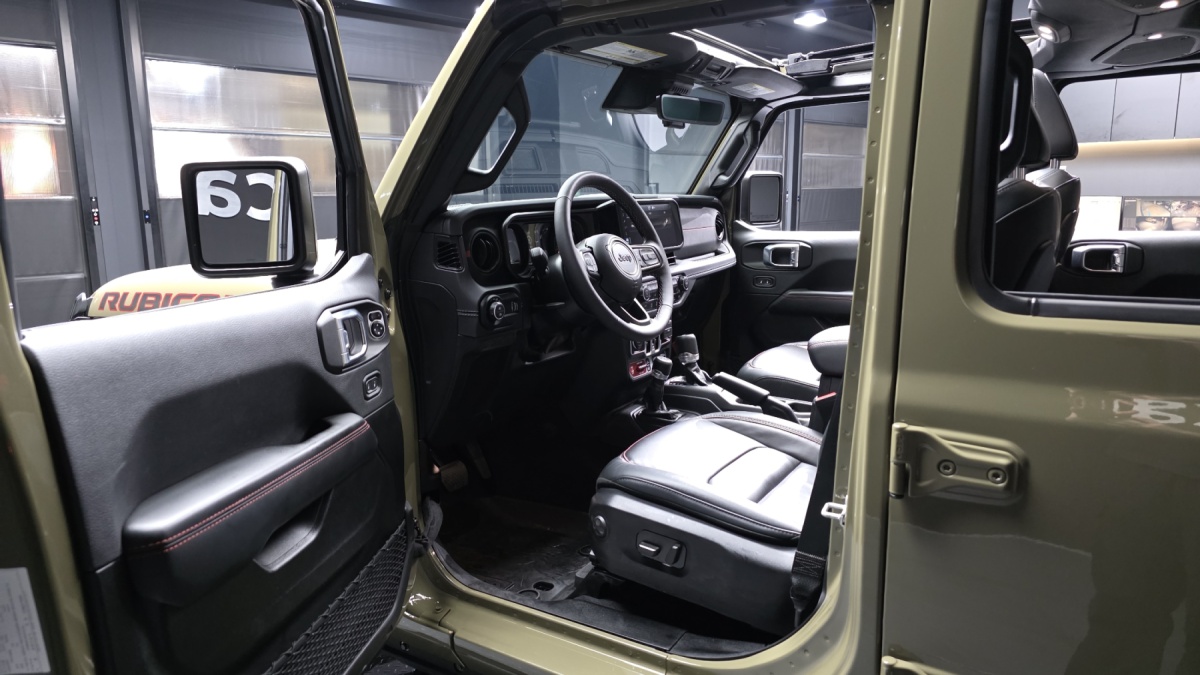 Jeep Wrangler, 2024 — фото 9 из 12