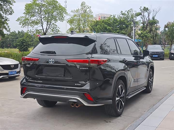 Toyota Crown Kluger, 2022 — фото 9 из 9