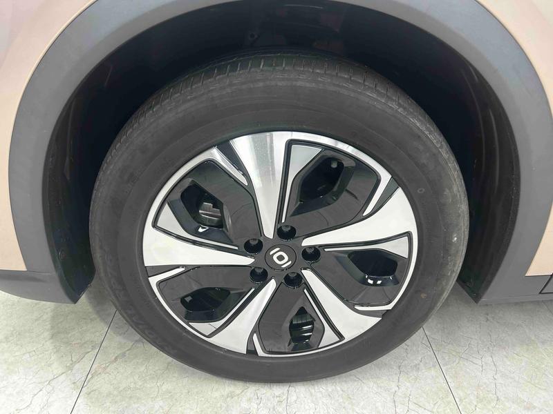 Changan Qiyuan (Nevo) Q05, 2025 — фото 8 из 12