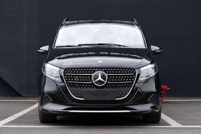 Mercedes-Benz V-Class, 2025 — фото 2 из 12