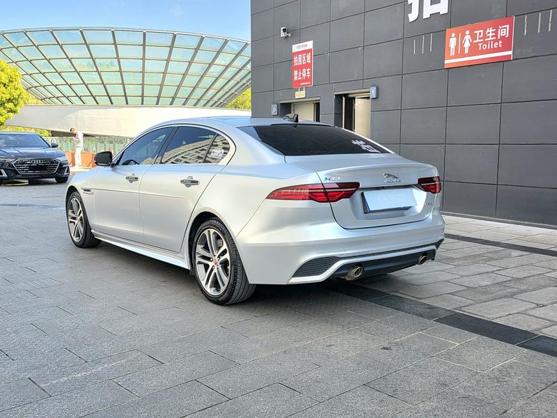 Jaguar XE L, 2022 — фото 4 из 12