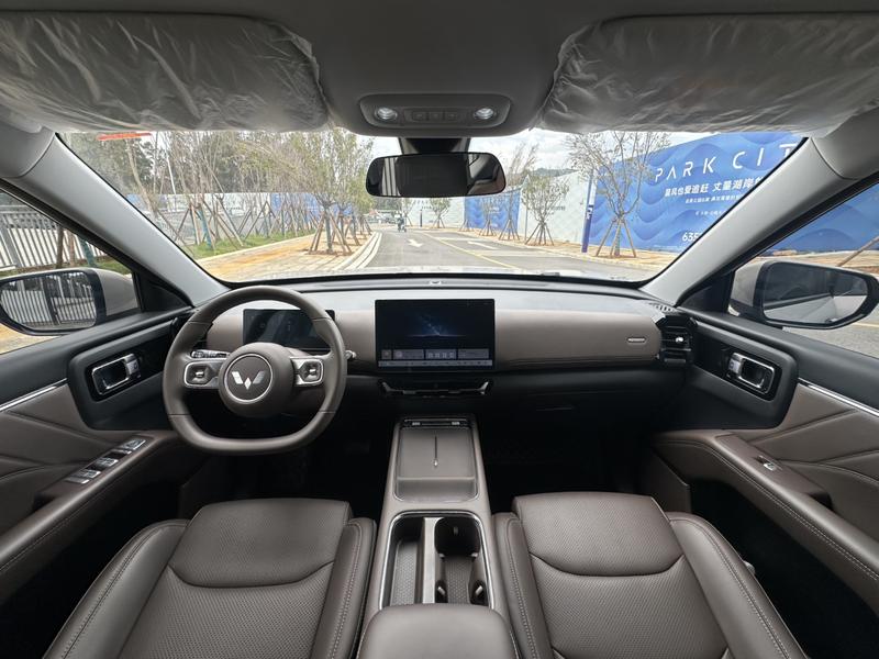 Wuling Starlight 560 Hybrid/EV, 2025 — фото 8 из 12