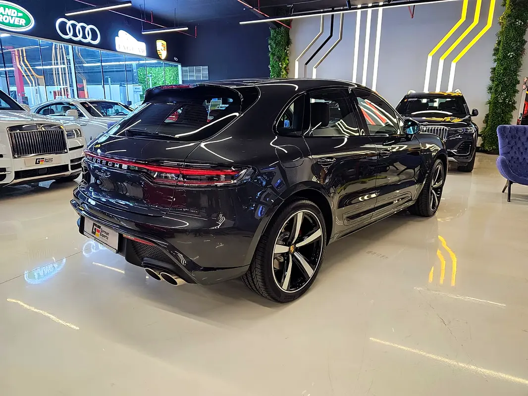 Porsche Macan, 2024 — фото 5 из 10