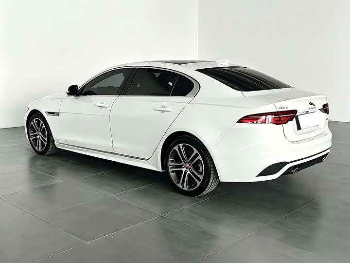 Jaguar XE L, 2023 — фото 4 из 9