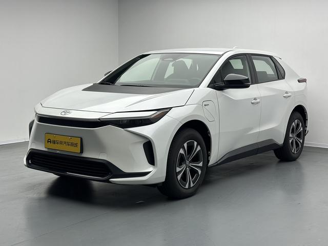 Toyota bZ4X Platinum, 2026 — купить в Нижнем Новгороде под ключ