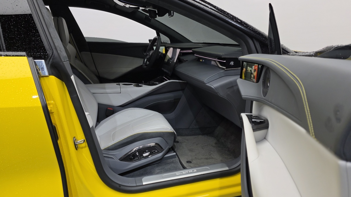Lotus Eletre, 2024 — фото 11 из 12