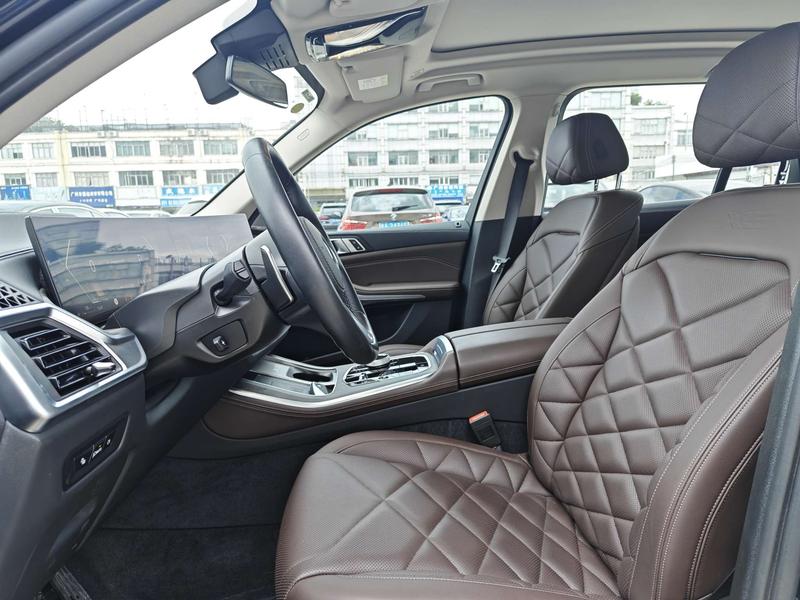 BMW X5, 2024 — фото 10 из 12