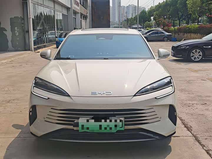 BYD Seal 07 DM-i Hybrid, 2024 — фото 2 из 9
