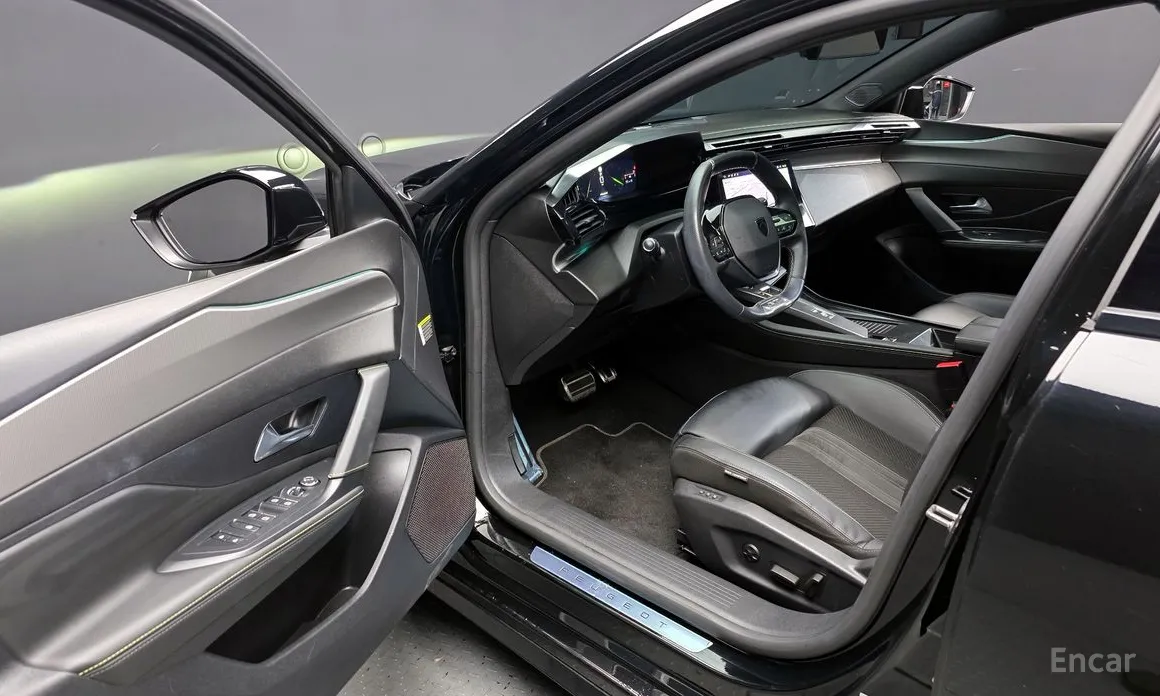 Peugeot 308, 2022 — фото 11 из 12