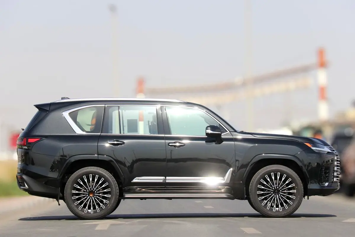 Lexus LX-Series, 2026 — фото 4 из 10
