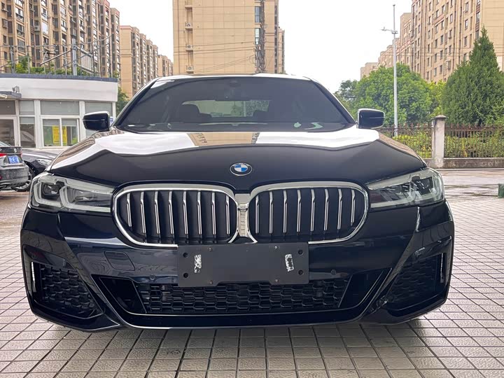 BMW 5 Series, 2023 — фото 2 из 9