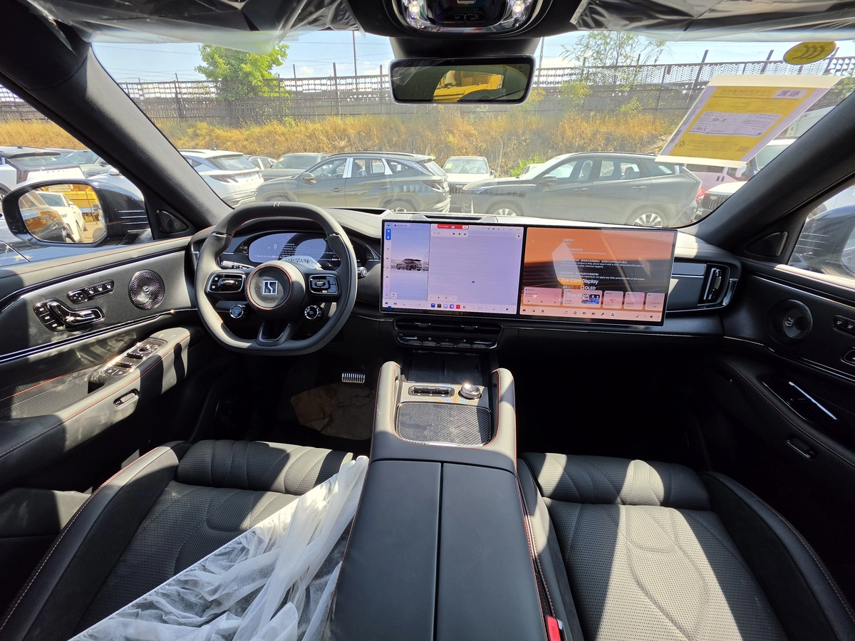 Zeekr 8X, 2026 — фото 10 из 12