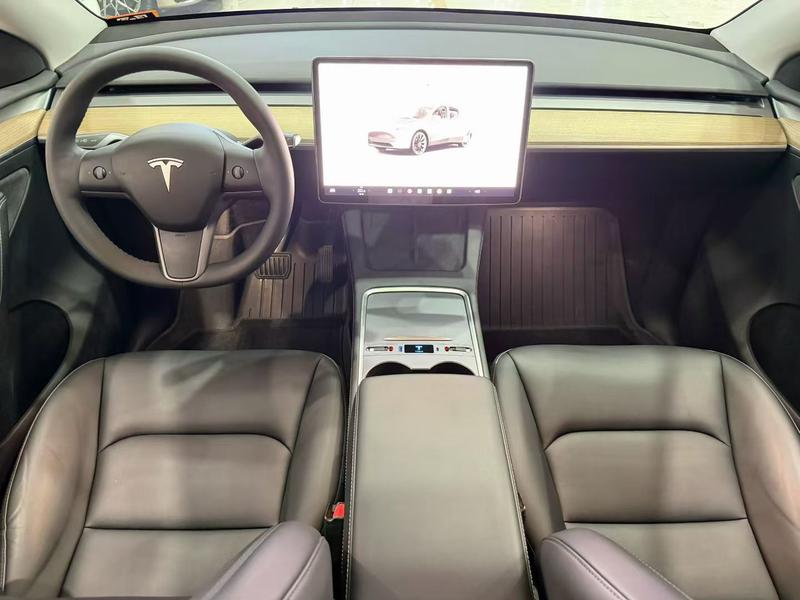 Tesla Model Y, 2023 — фото 5 из 8