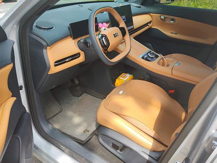 Geely Galaxy Starship 7, 2025 — фото 9 из 9