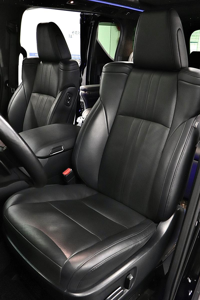 Toyota Vellfire, 2021 — фото 11 из 12