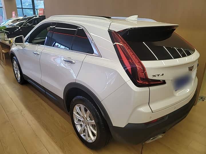 Cadillac XT4, 2022 — фото 5 из 9