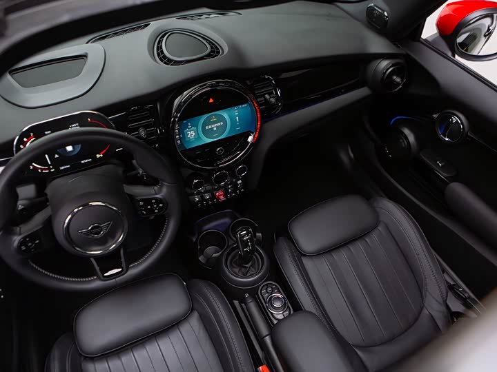 Mini Mini JCW, 2022 — фото 9 из 9